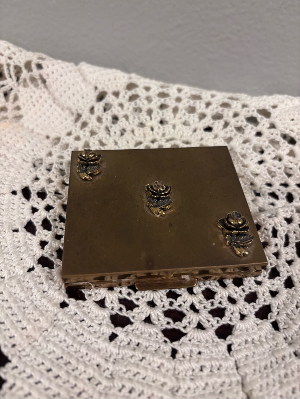 Vintage Brass Powder Compact with Three Rose Motif.